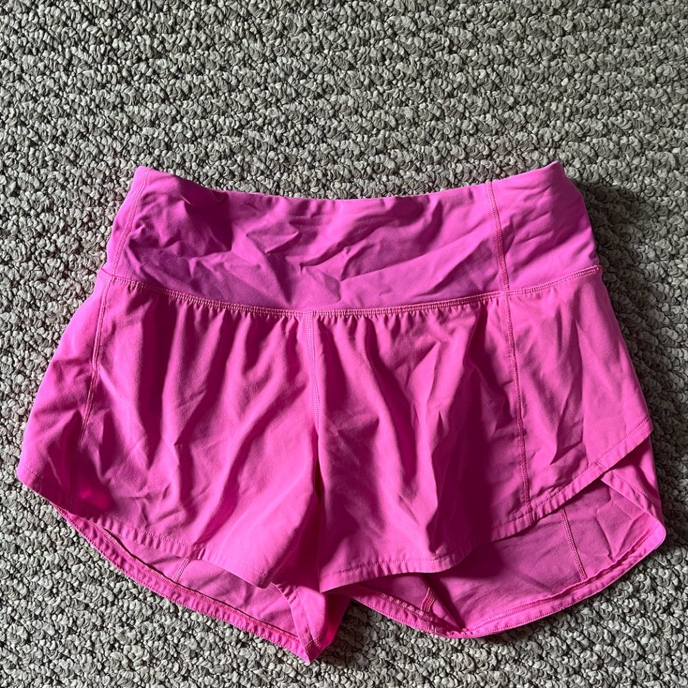 Lululemon Size 2 Speed Up Shorts Sonic Pink Four Inch